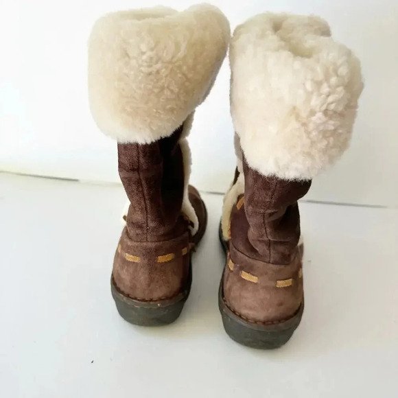 UGG Elijo 5674 Dark Brown Suede Sheepskin Lined Pull On Winter Boots - Picture 6 of 6